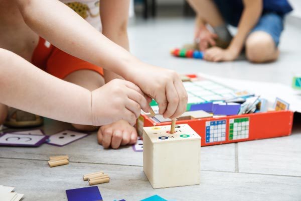 Investimenti sociali e occupazione femminile: l’efficacia dei servizi per l’infanzia